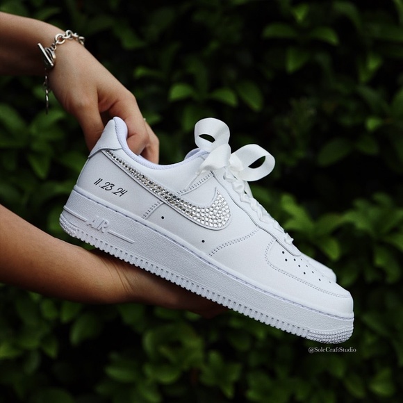 Wedding Sneakers for the Bride - Personalized Bridal Shoes - Nike Air Force 1 - Picture 6 of 8